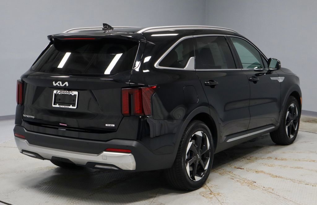 Used 2025 Kia Sorento EX w/ EX Panoramic Sunroof Package AWD/4WD image 13