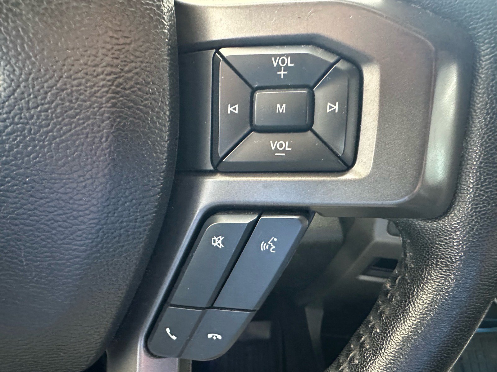 Certified 2019 Ford Expedition XLT w/ Equipment Group 202A AWD/4WD image 45