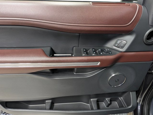 Certified 2024 Ford Expedition Limited AWD/4WD image 15