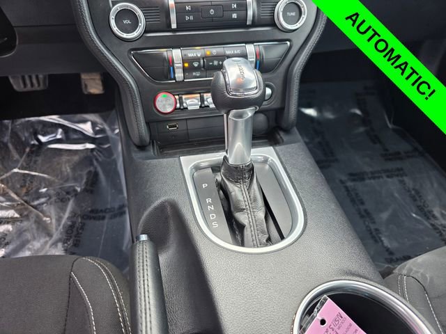 Certified 2022 Ford Mustang Coupe w/ Equipment Group 101A image 18