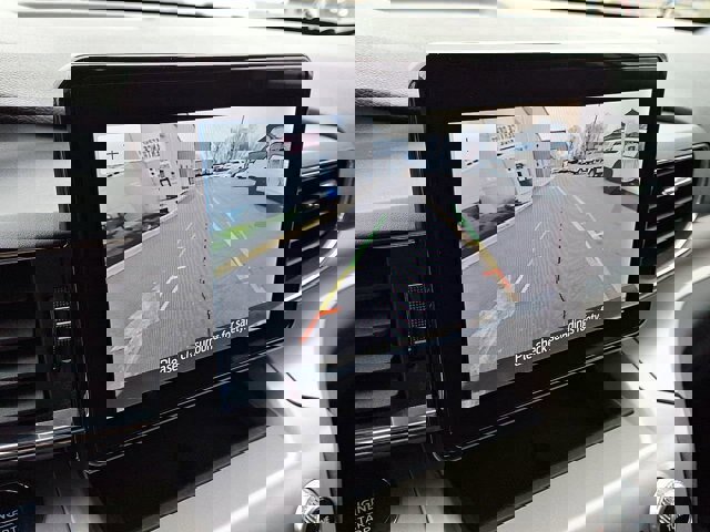 Certified 2022 Ford Explorer XLT w/ Equipment Group 202A image 17