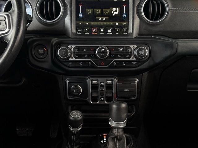 Used 2019 Jeep Wrangler Unlimited Sahara w/ Advanced Safety Group image 30