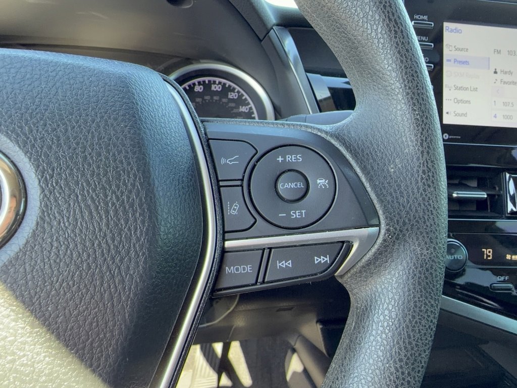 Used 2022 Toyota Camry LE image 23