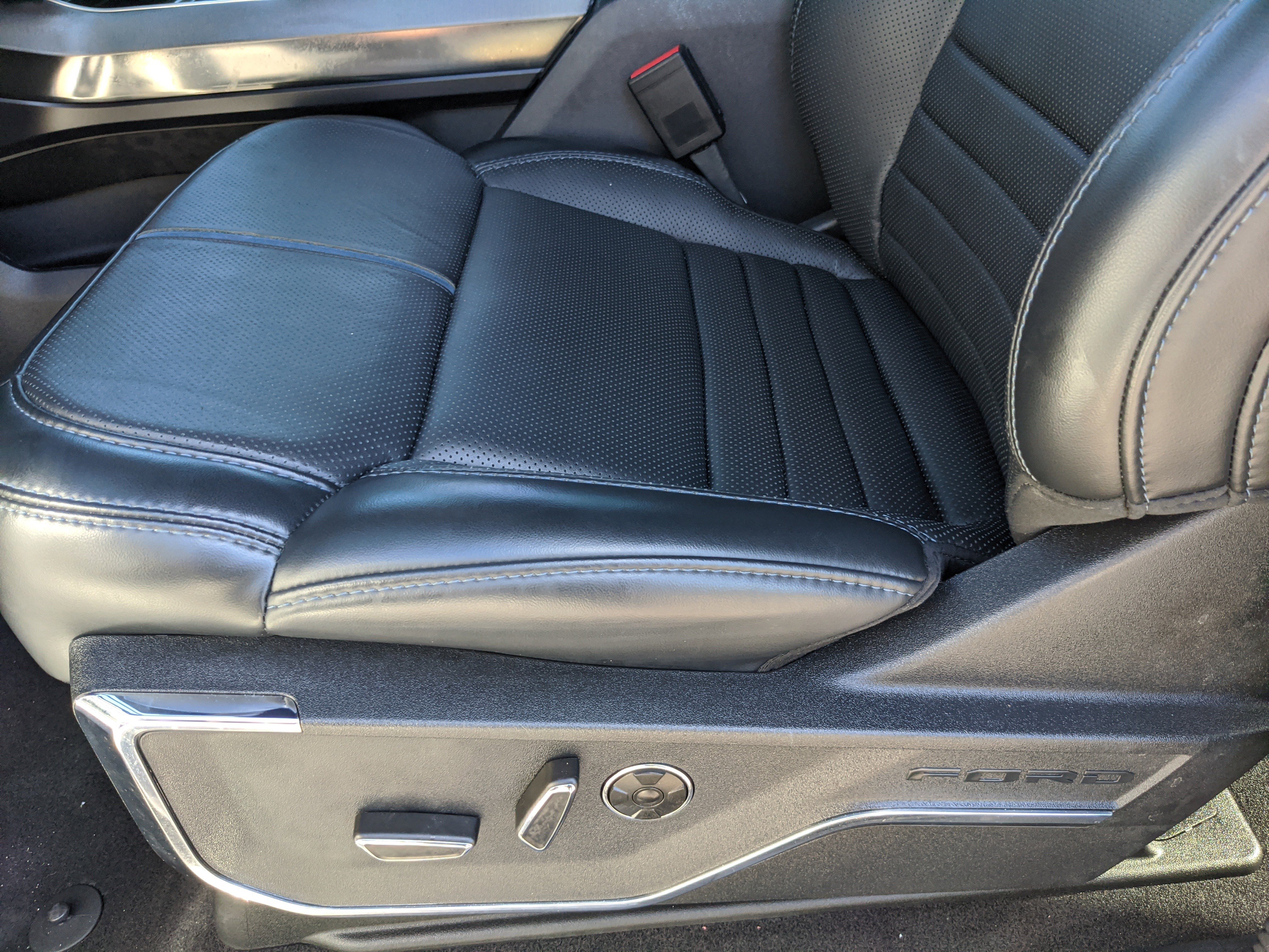 Certified 2024 Ford F150 Platinum image 25