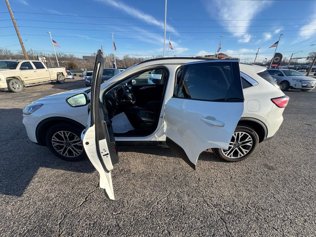 Certified 2022 Ford Escape SEL image 7