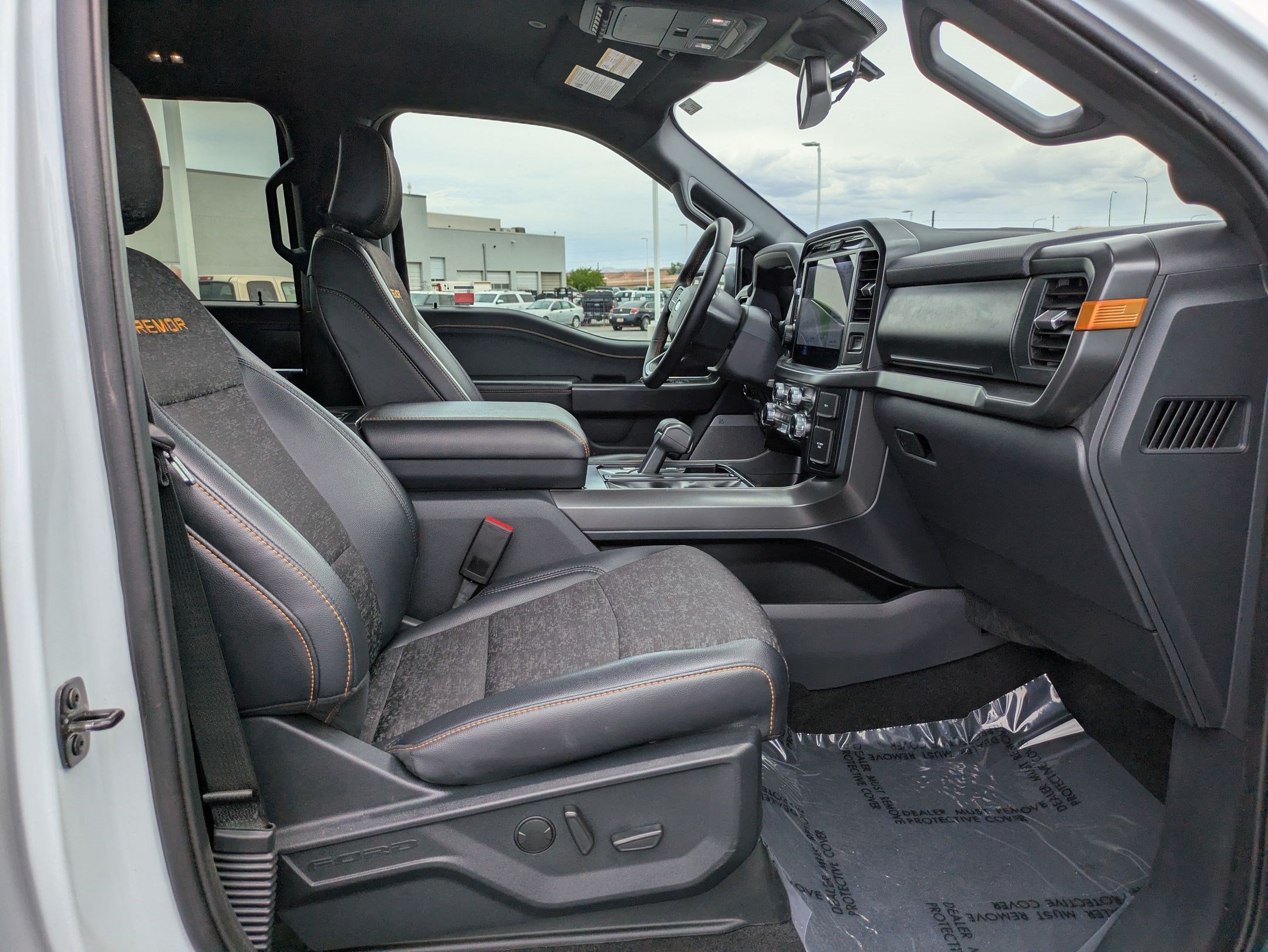 Certified 2025 Ford F150 Tremor w/ Tow/Haul Package AWD/4WD image 33