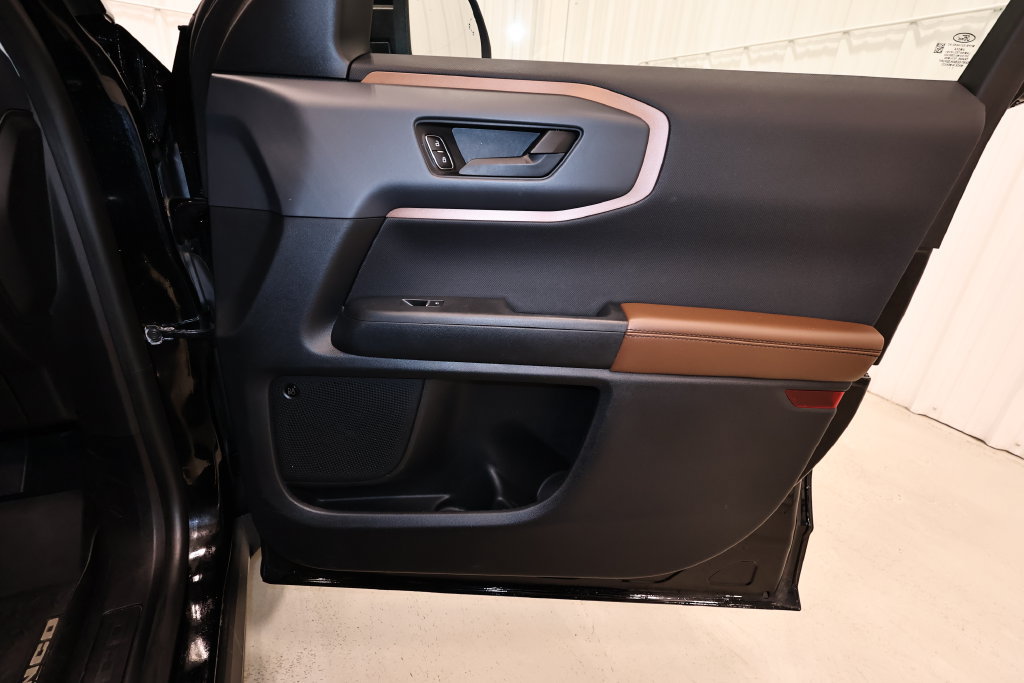 Certified 2022 Ford Bronco Sport Outer Banks w/ Tech Package AWD/4WD image 19