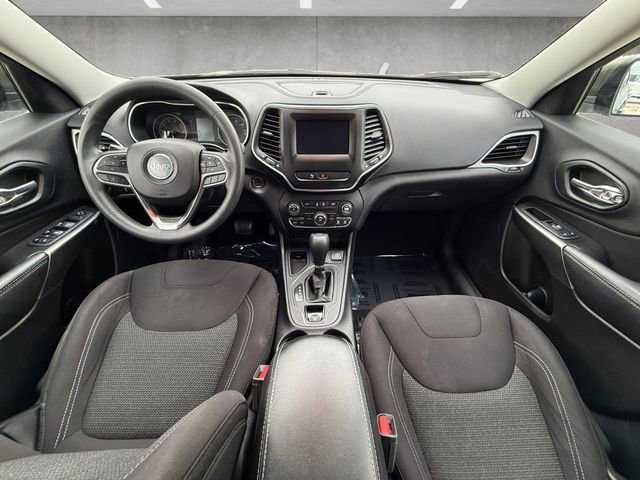 Used 2020 Jeep Cherokee Latitude image 20
