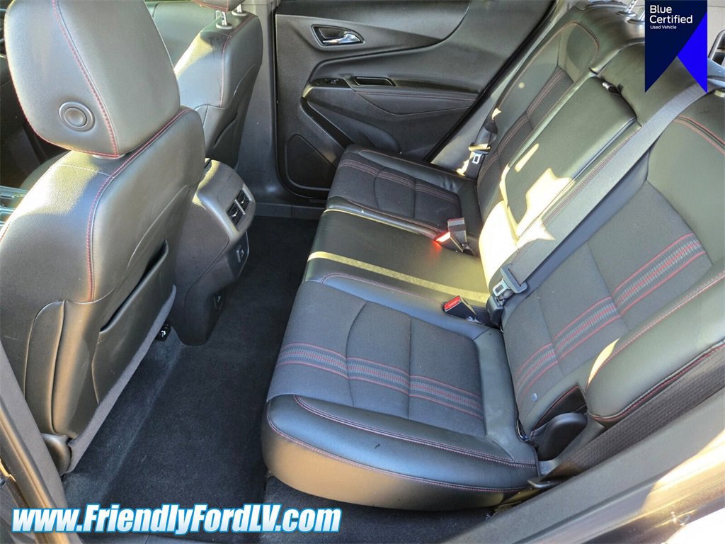 Used 2022 Chevrolet Equinox RS w/ Infotainment Package image 11