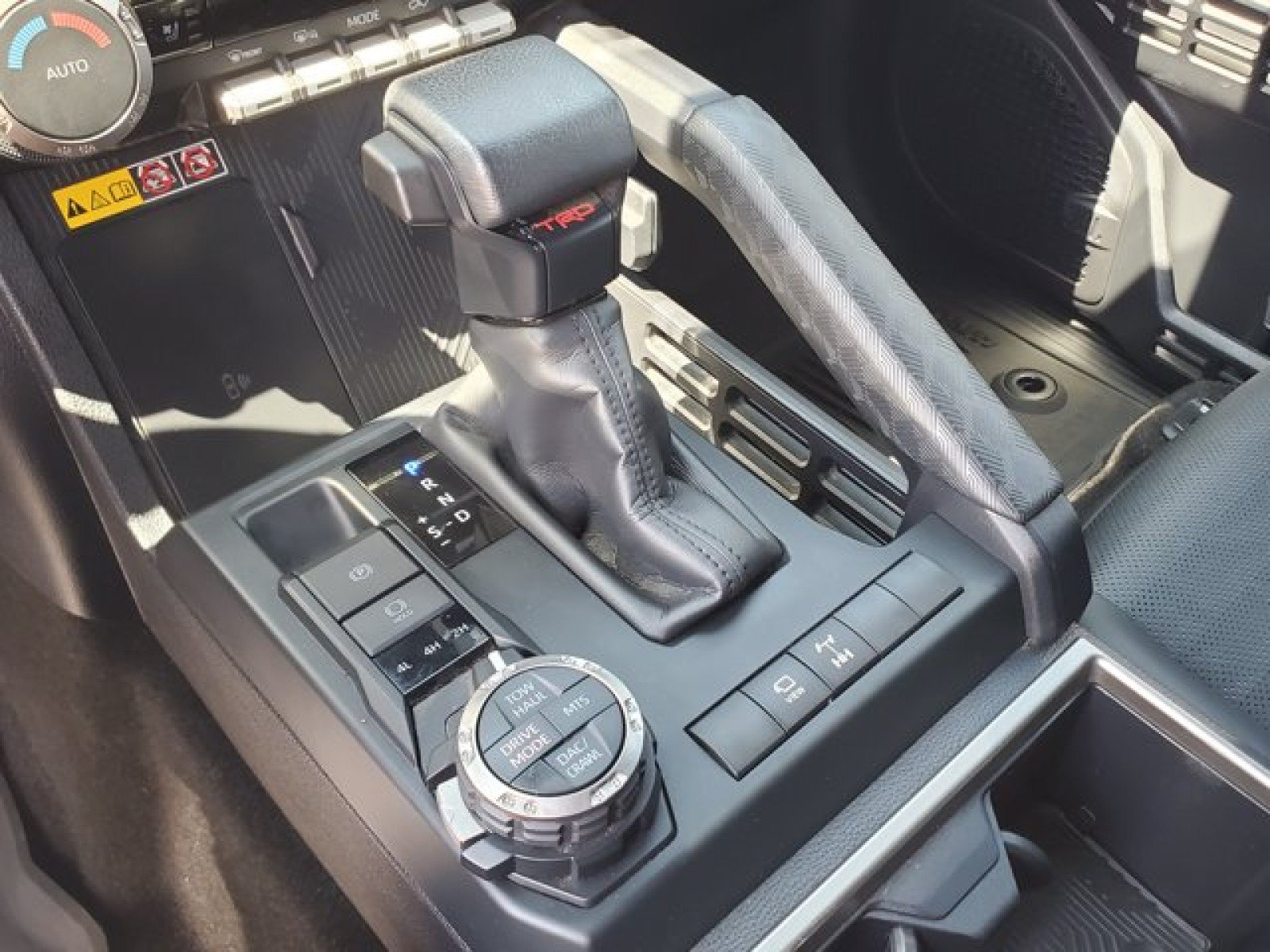 Used 2025 Toyota 4Runner TRD Off-Road Premium AWD/4WD image 26
