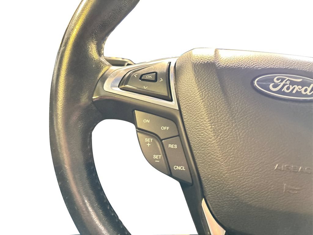 Certified 2018 Ford Edge SEL w/ Equipment Group 201A AWD/4WD image 36