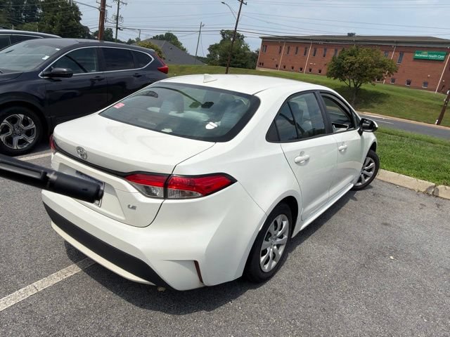 Used 2020 Toyota Corolla LE FWD image 9