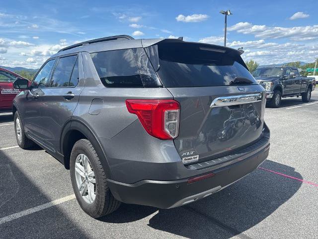 Certified 2022 Ford Explorer XLT w/ Equipment Group 202A image 5