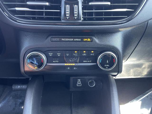 Certified 2025 Ford Escape ST-Line AWD/4WD image 26