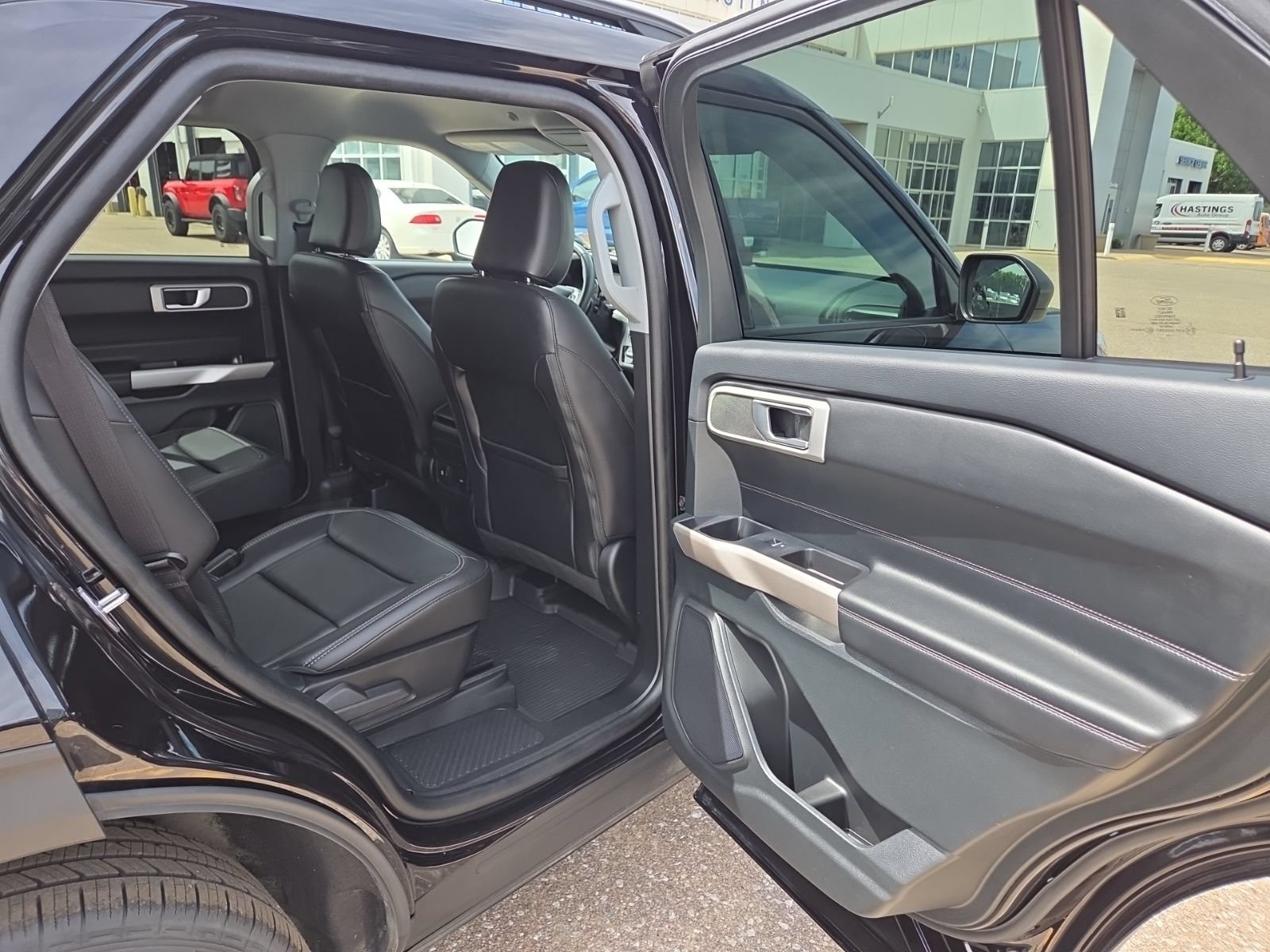 Certified 2023 Ford Explorer XLT w/ Equipment Group 202A AWD/4WD image 49