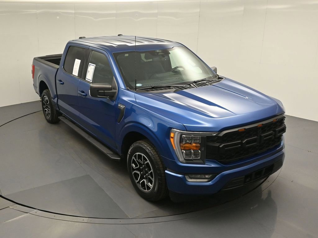 Certified 2022 Ford F150 XLT w/ Equipment Group 302A High image 4