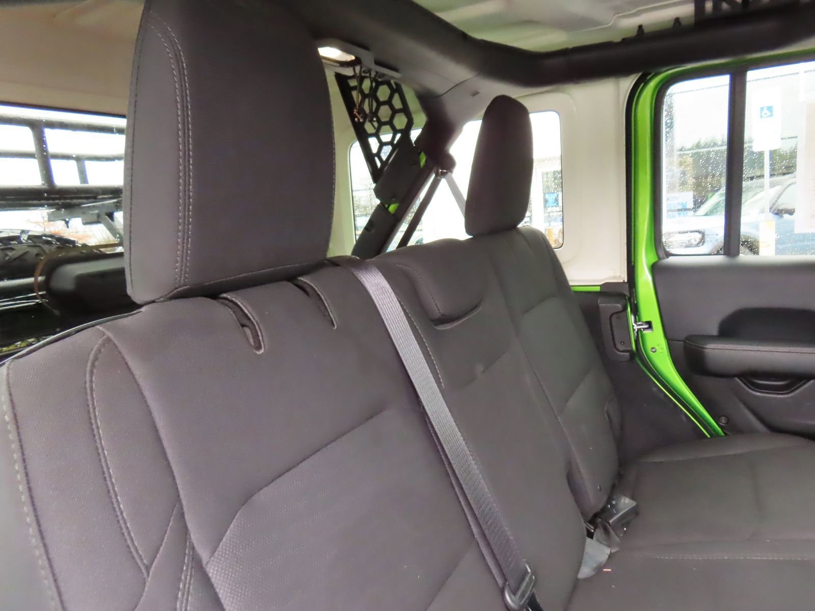 Used 2019 Jeep Wrangler Unlimited Sahara image 39