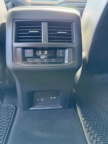 Used 2021 Volkswagen Atlas SE w/ Panoramic Sunroof Package AWD/4WD image 14