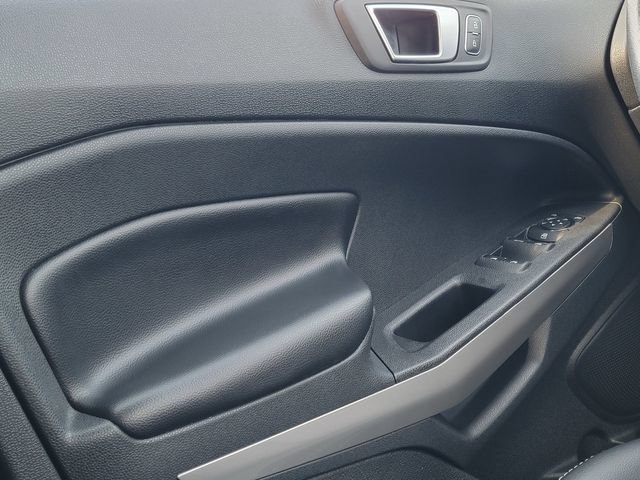 Certified 2022 Ford EcoSport Titanium AWD/4WD image 37