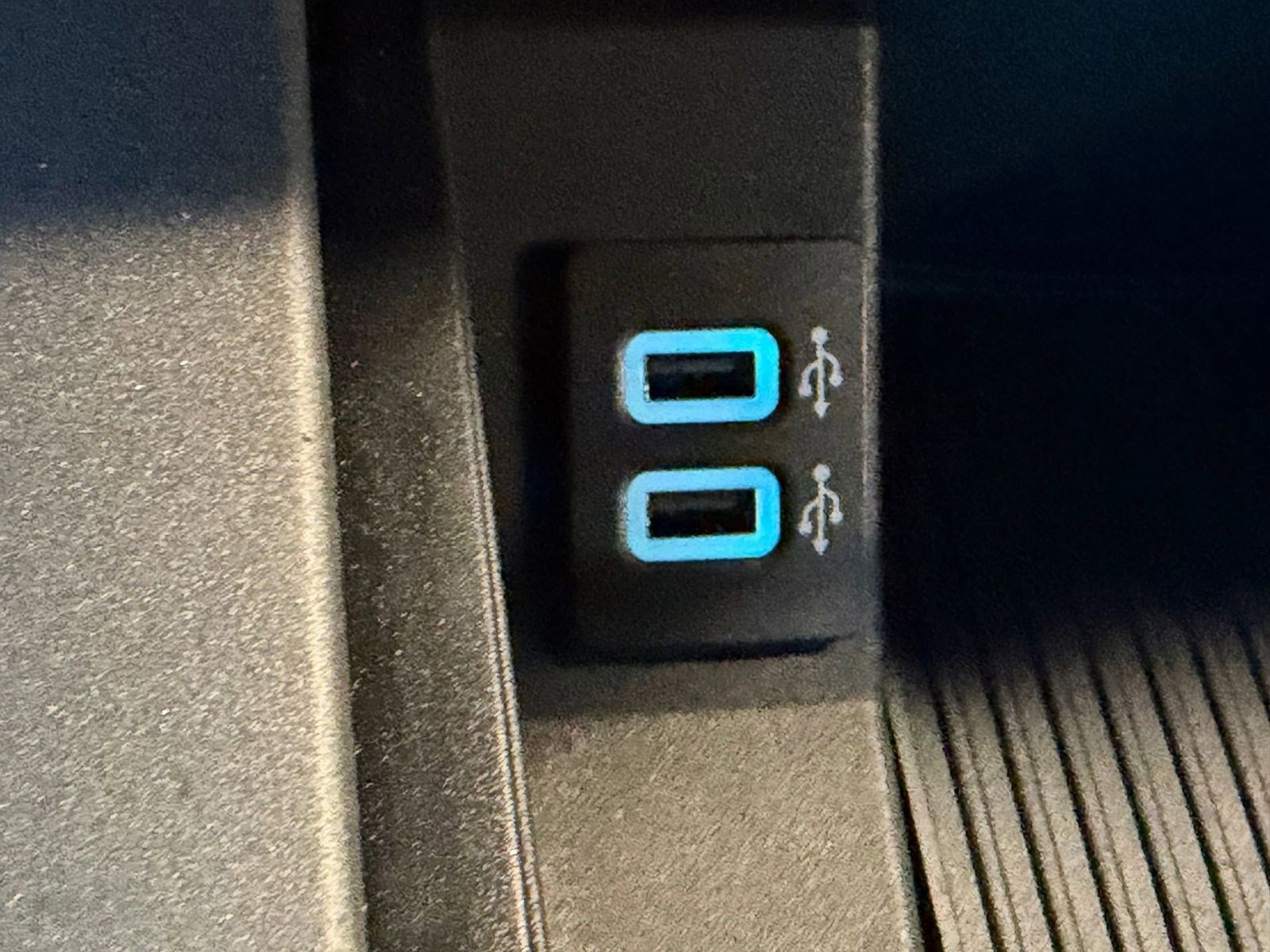 Certified 2017 Ford F150 Raptor w/ Equipment Group 802A Luxury image 28