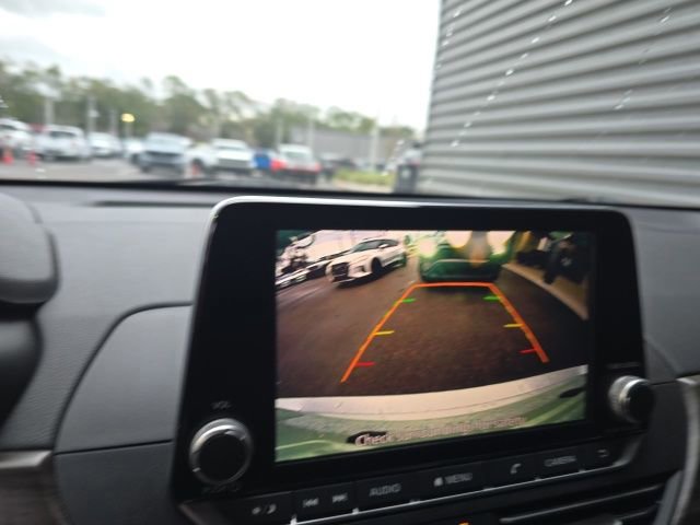 Used 2023 Nissan Altima 2.5 SV image 13