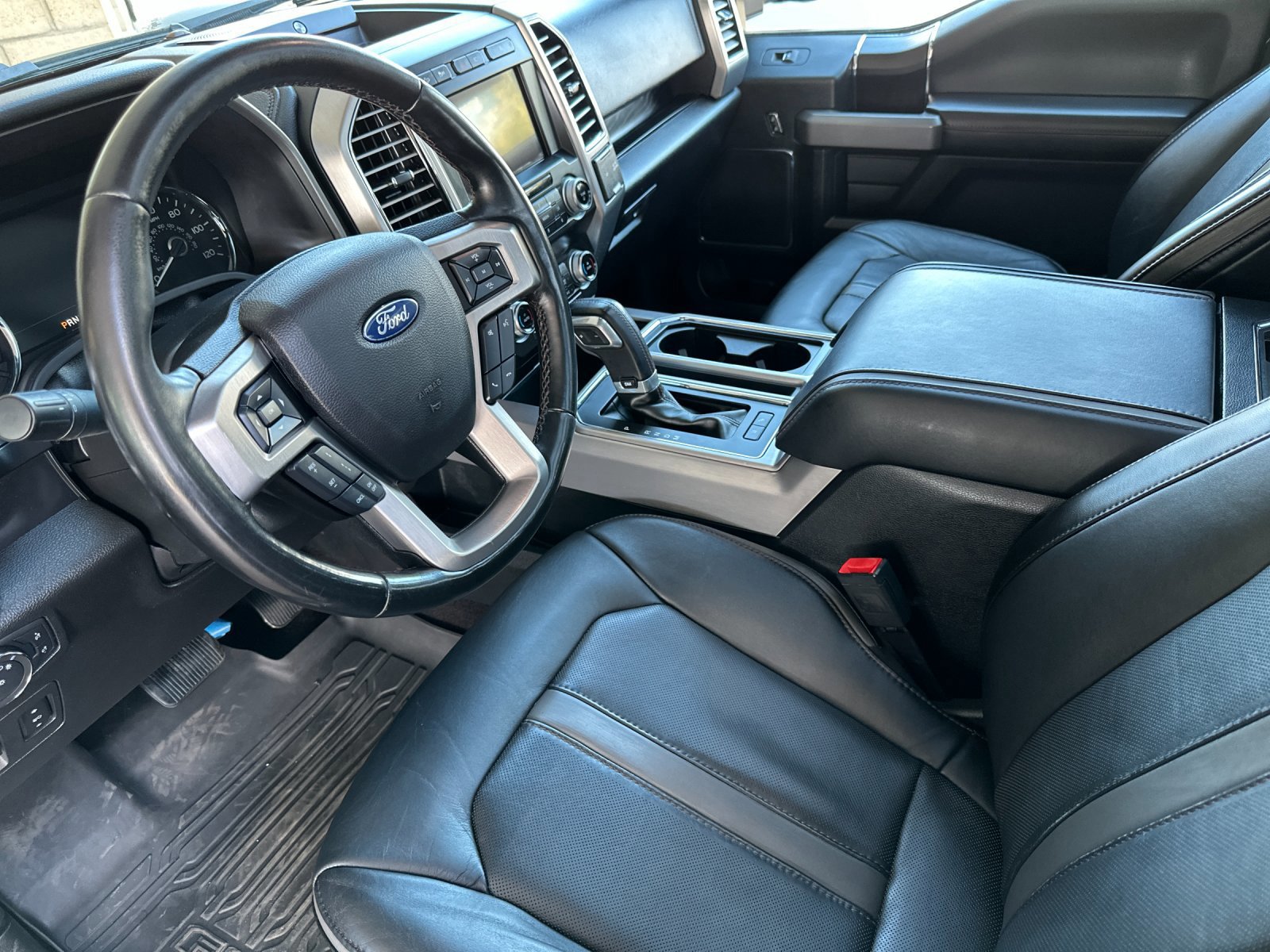 Certified 2019 Ford F150 Platinum w/ Equipment Group 701A Luxury image 10