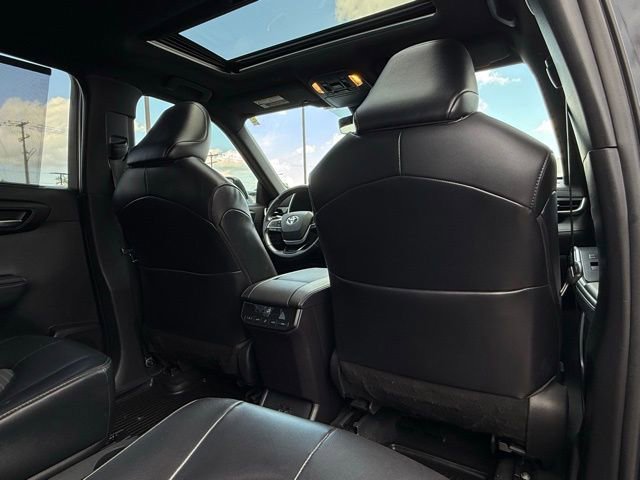 Used 2022 Toyota Highlander XSE image 34