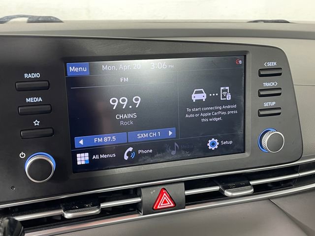 Used 2023 Hyundai Elantra SEL w/ Cargo Package FWD image 7