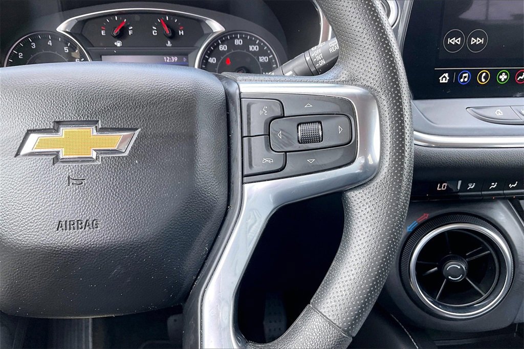Used 2023 Chevrolet Blazer LT image 11