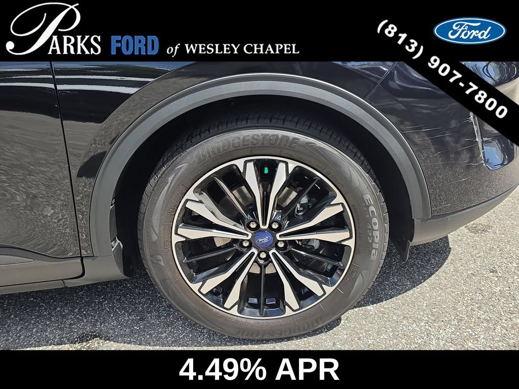 Certified 2022 Ford Escape SE w/ SE Sport Appearance Package FWD image 33