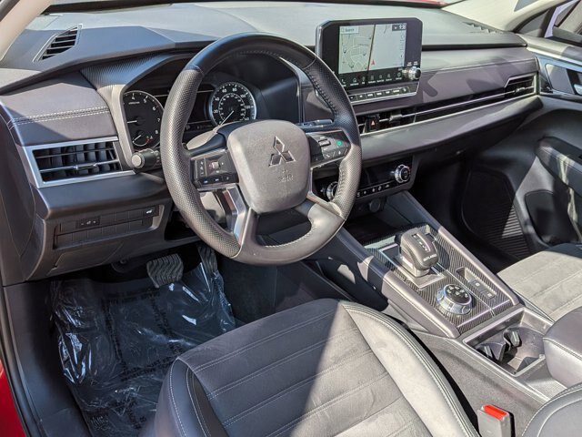Used 2024 Mitsubishi Outlander SE FWD image 18