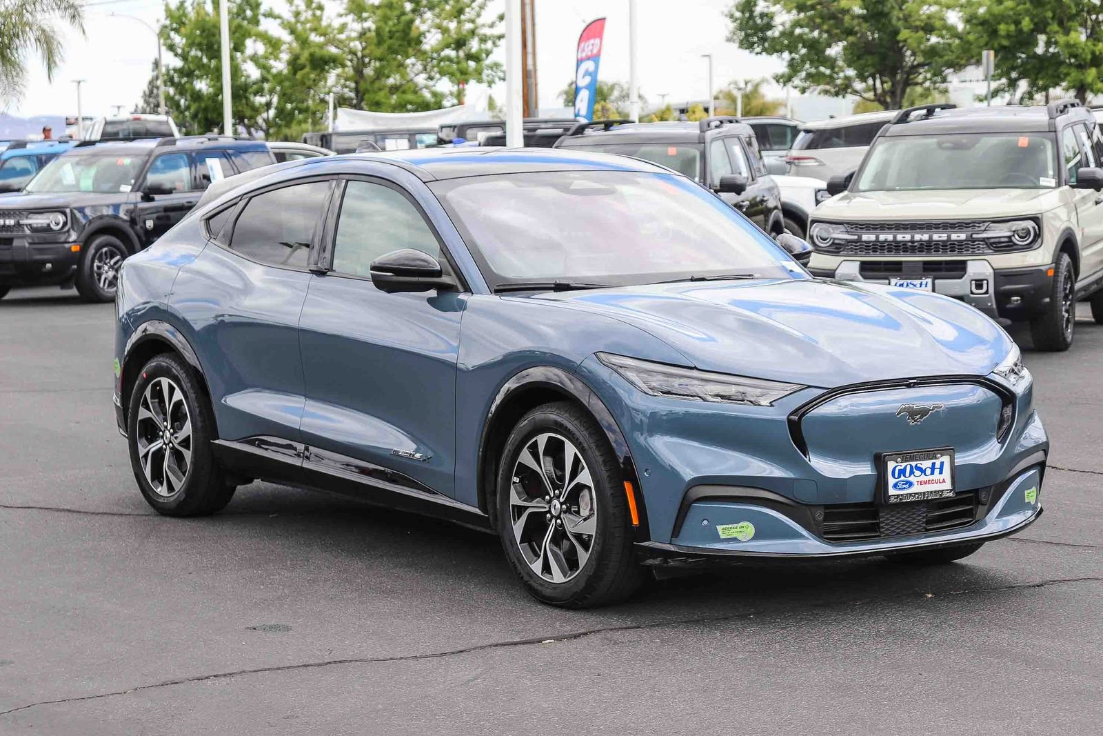 Certified 2023 Ford Mustang Mach-E Premium RWD image 3