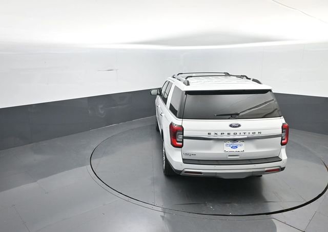 Certified 2024 Ford Expedition Limited image 26