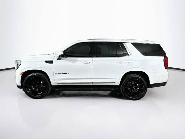 Used 2024 GMC Yukon Denali AWD/4WD image 3