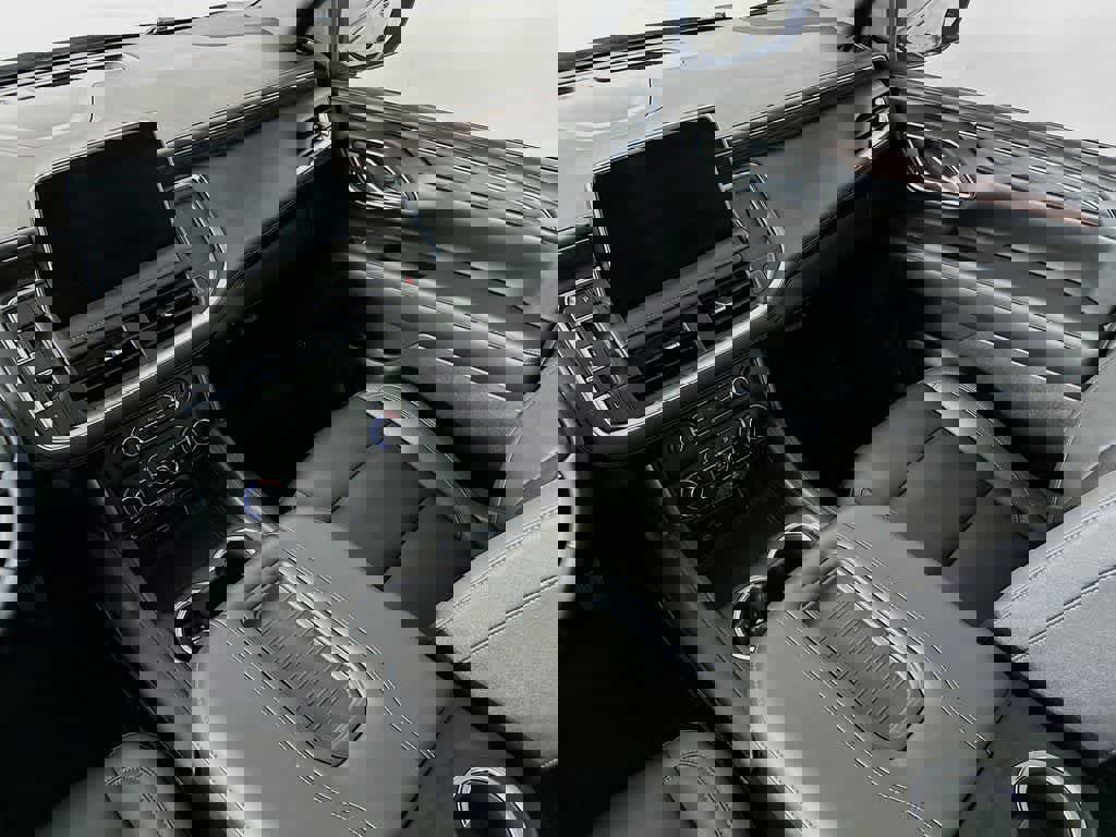 Used 2023 Chevrolet Tahoe Z71 image 11