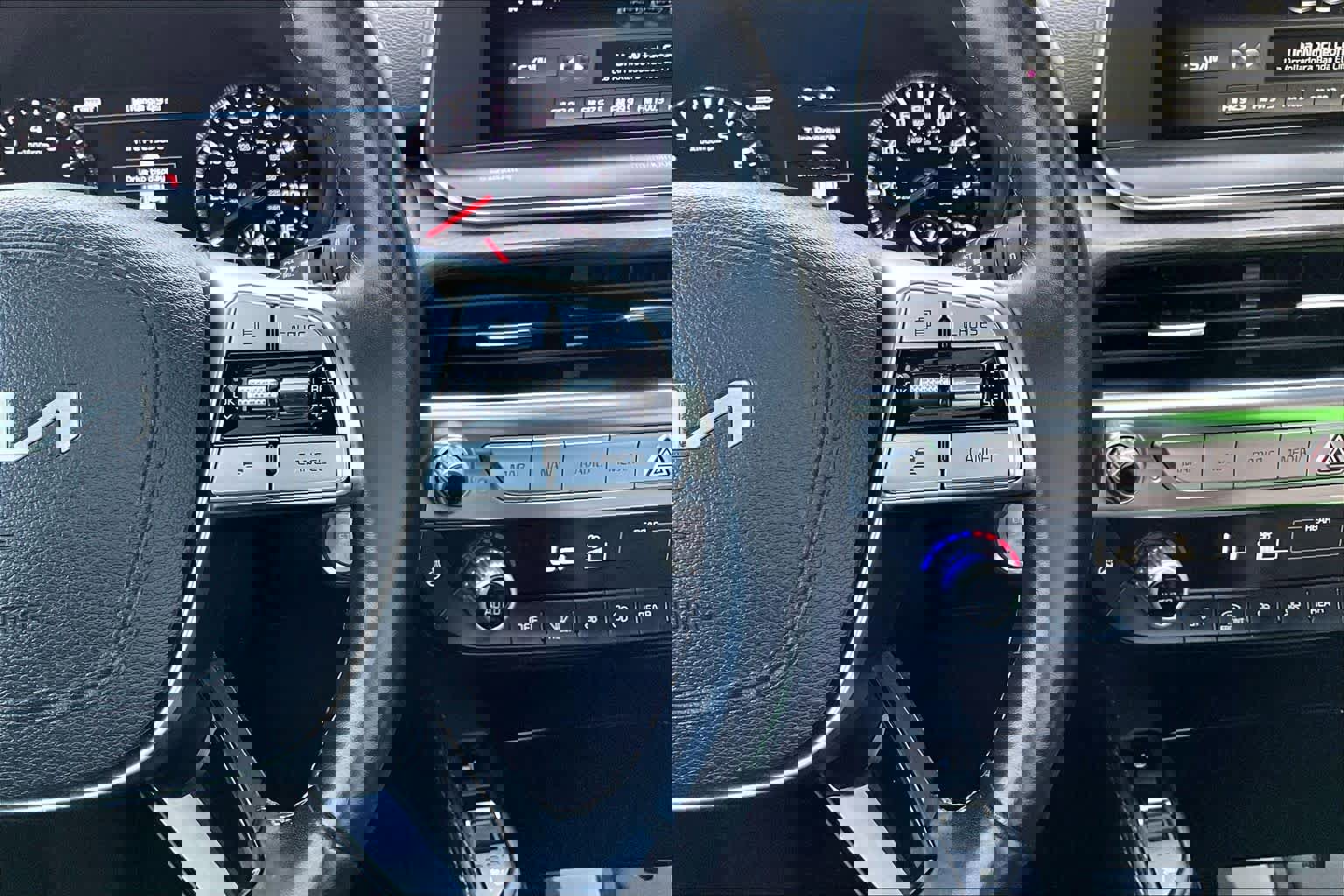 Used 2022 Kia Telluride SX w/ SX Prestige Package image 27