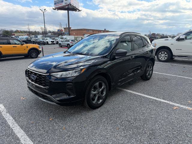 Certified 2023 Ford Escape ST-Line w/ Tech Pack #1 image 4