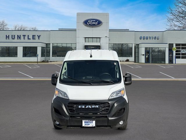 Used 2025 RAM ProMaster 2500 w/ Convenience Group FWD image 2
