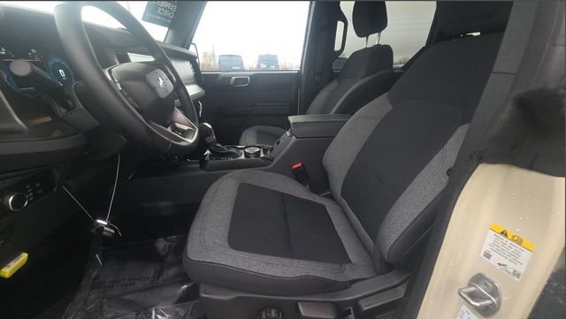 Certified 2025 Ford Bronco Big Bend AWD/4WD image 4