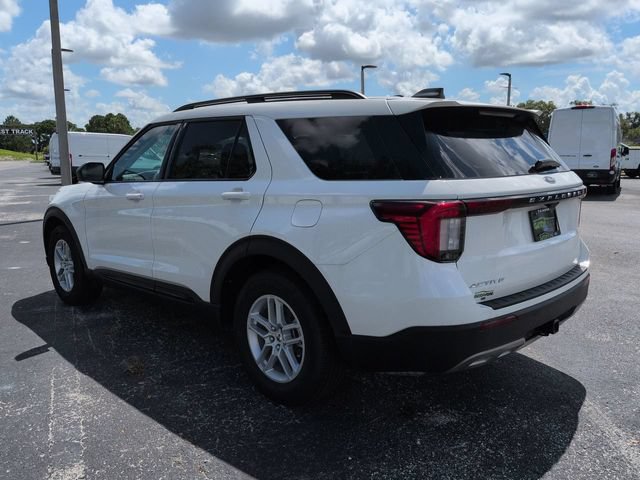 Certified 2026 Ford Explorer Active w/ Active Comfort Package RWD image 7