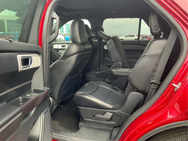 Certified 2020 Ford Explorer ST w/ Premium Technology Package AWD/4WD image 11