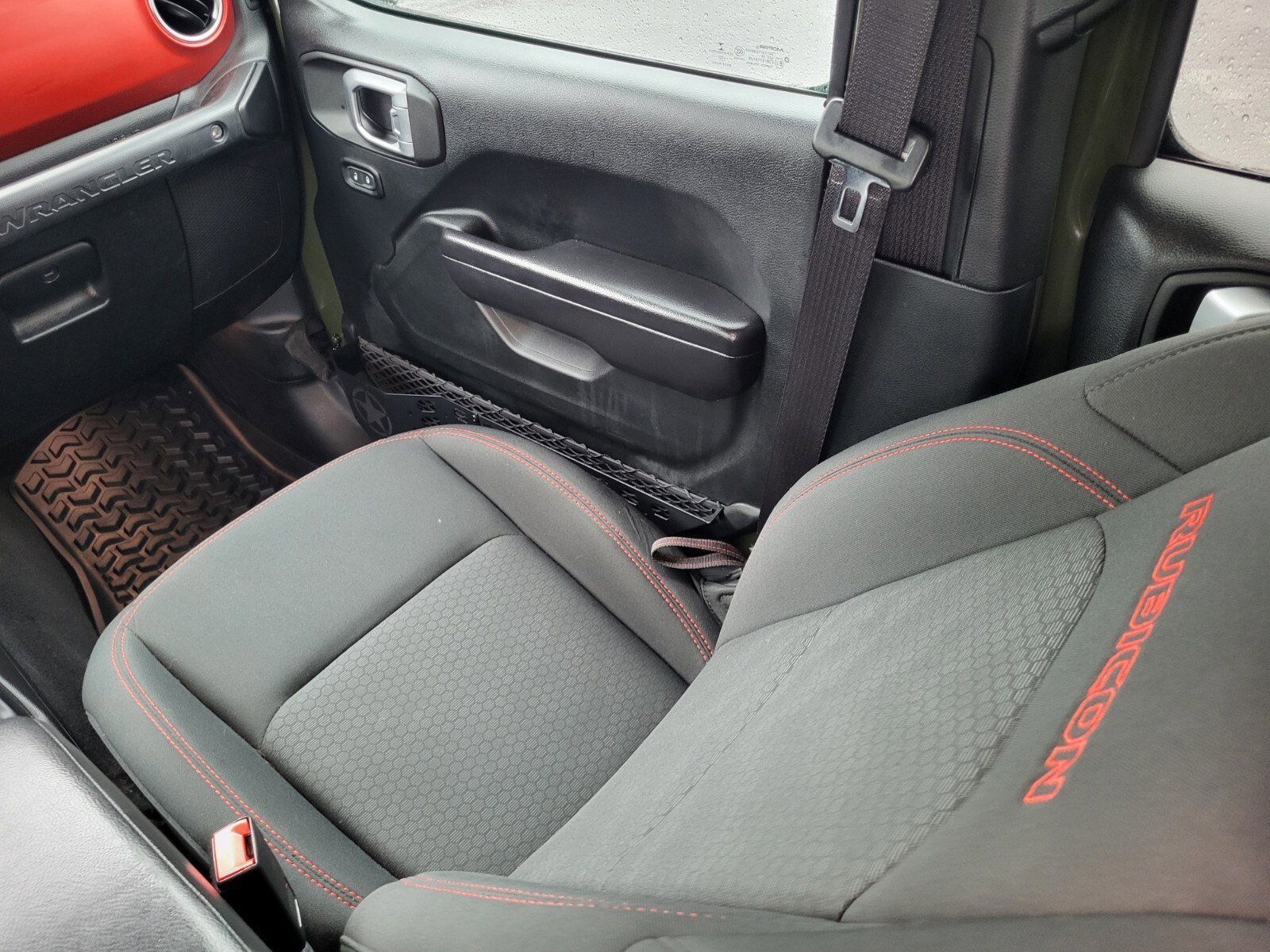 Used 2021 Jeep Wrangler Unlimited Rubicon image 16