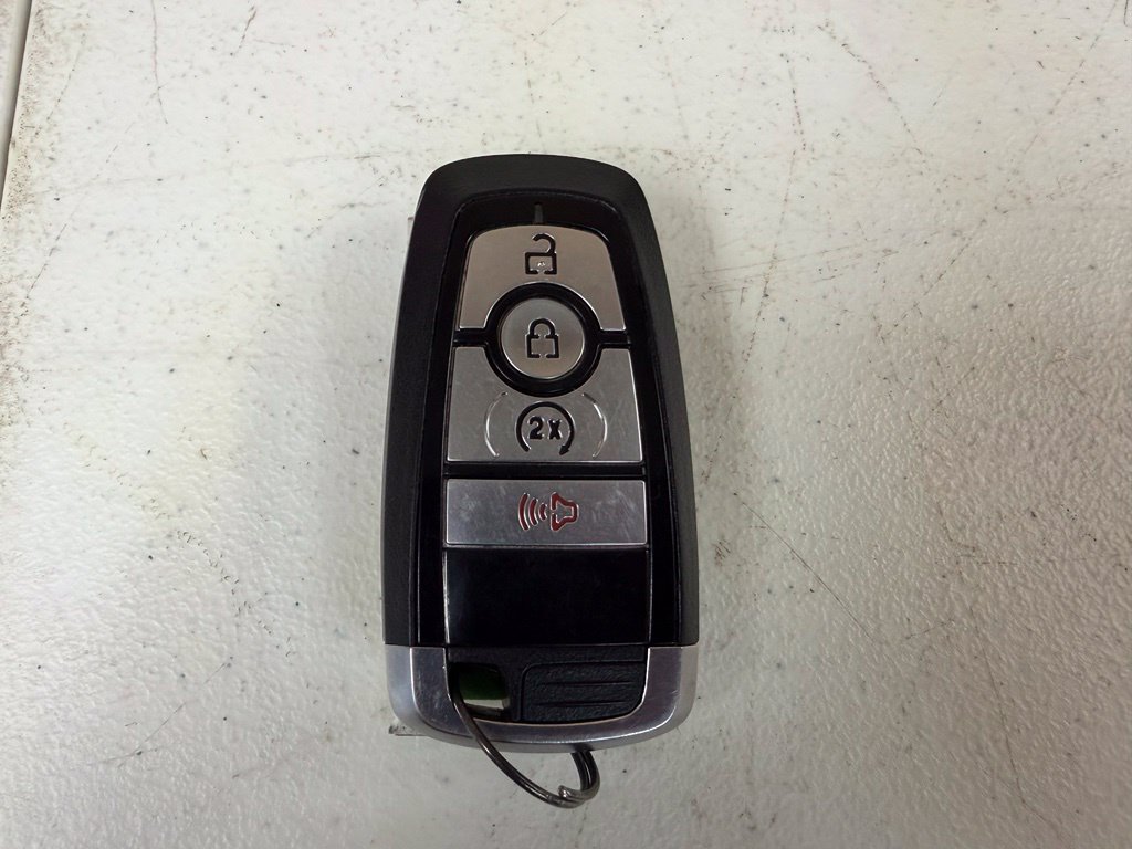 Certified 2022 Ford Bronco Wildtrak AWD/4WD image 30