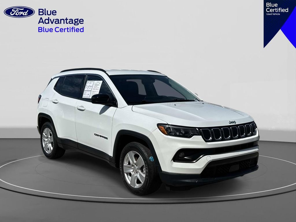 Used 2022 Jeep Compass Latitude FWD image 4