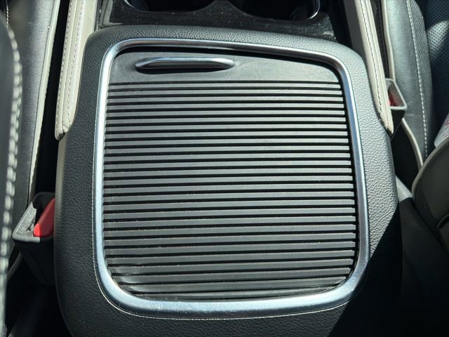 Used 2023 Chrysler Pacifica Limited image 38