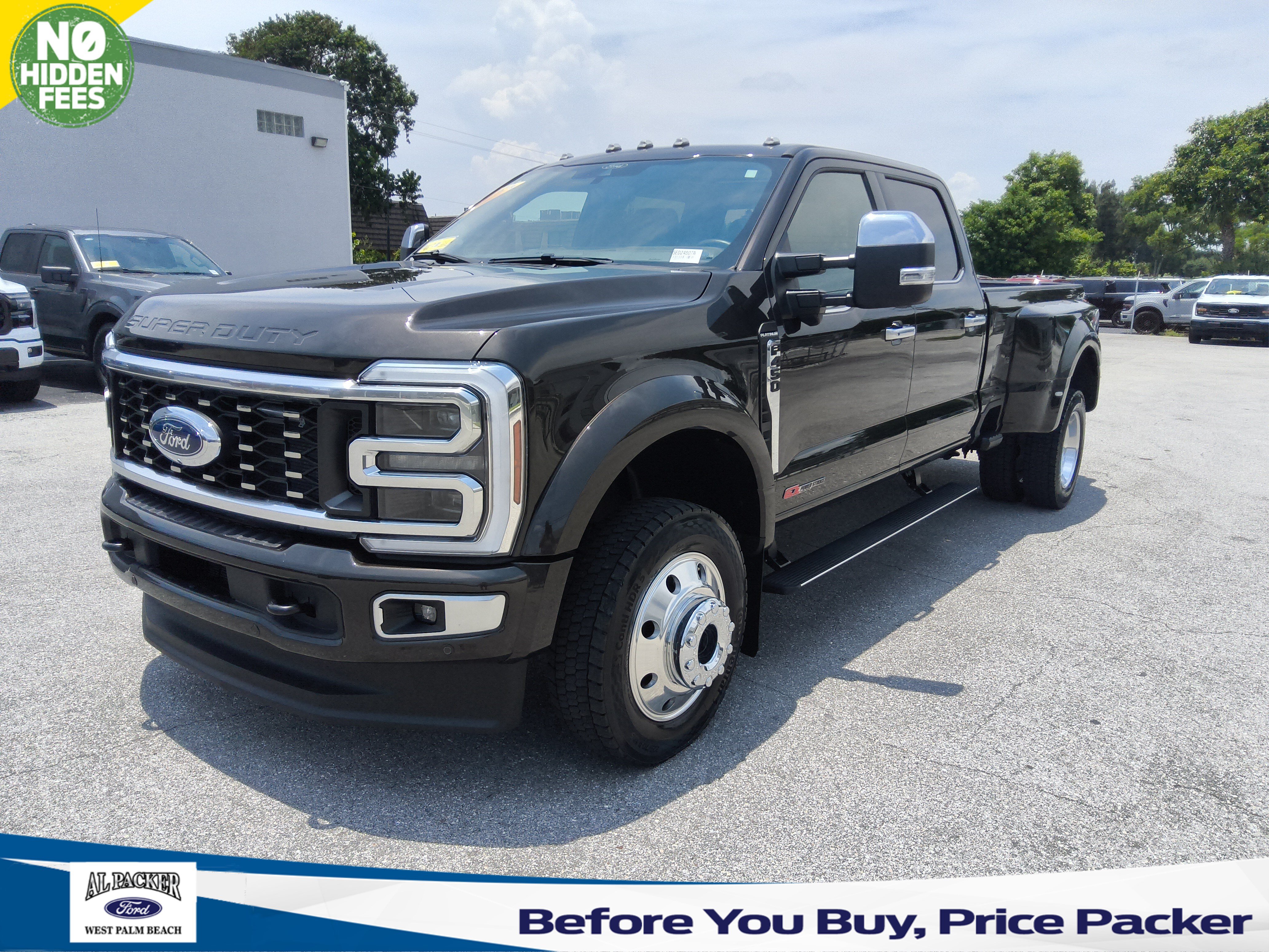 Certified 2025 Ford F450 Platinum w/ Platinum Plus Package AWD/4WD image 1