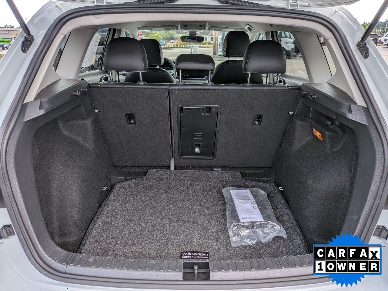 Used 2022 Volkswagen Taos SE FWD image 14