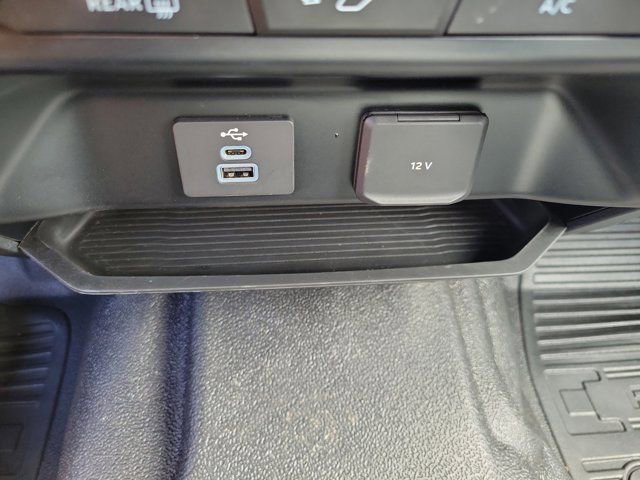 Certified 2024 Ford F550 2WD Crew Cab Super Duty image 28