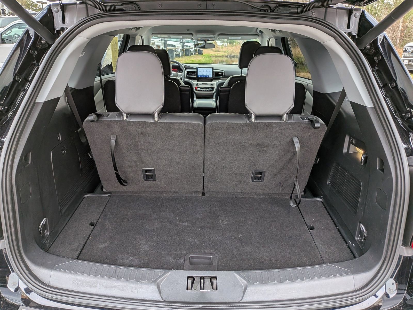 Certified 2023 Ford Explorer XLT w/ Equipment Group 202A image 14