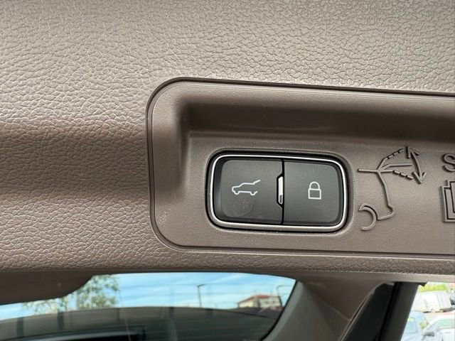 Certified 2023 Ford Explorer Platinum w/ Equipment Group 601A AWD/4WD image 36